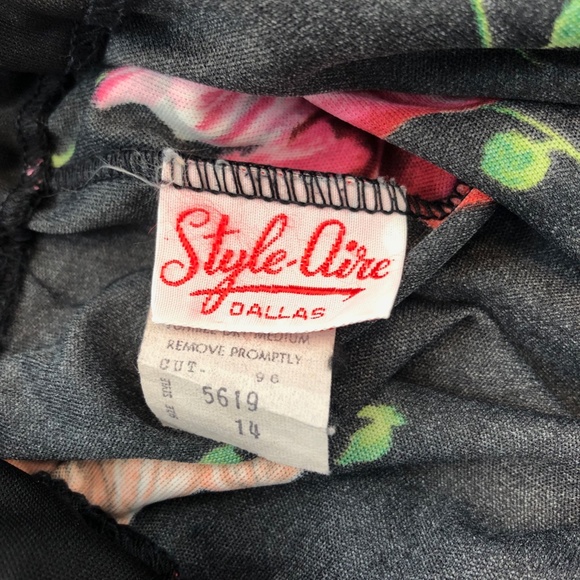 Style-Aire | Vintage Floral Palazzo Pants - Picture 7 of 8